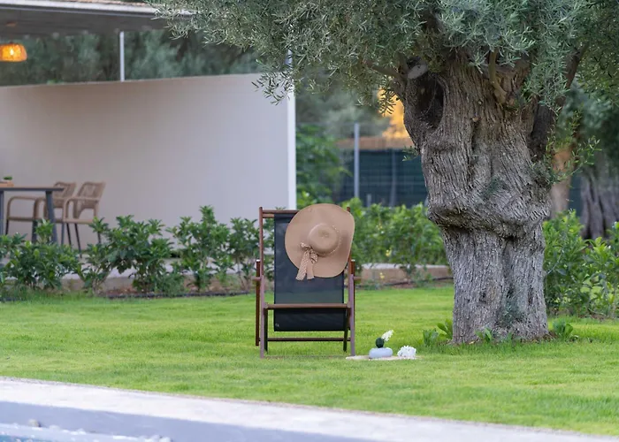Yannis Retreat Apartment *